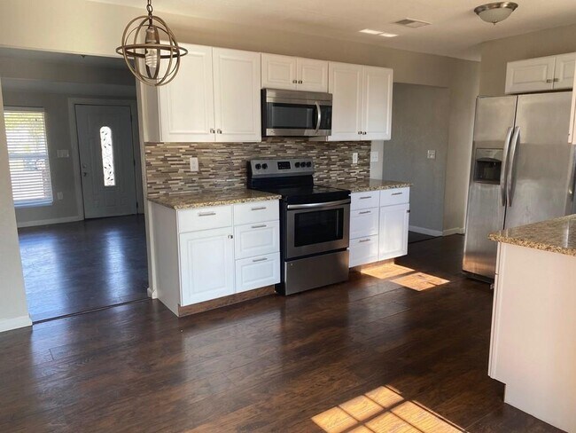 Foto del edificio - 3621 Spruce Ave