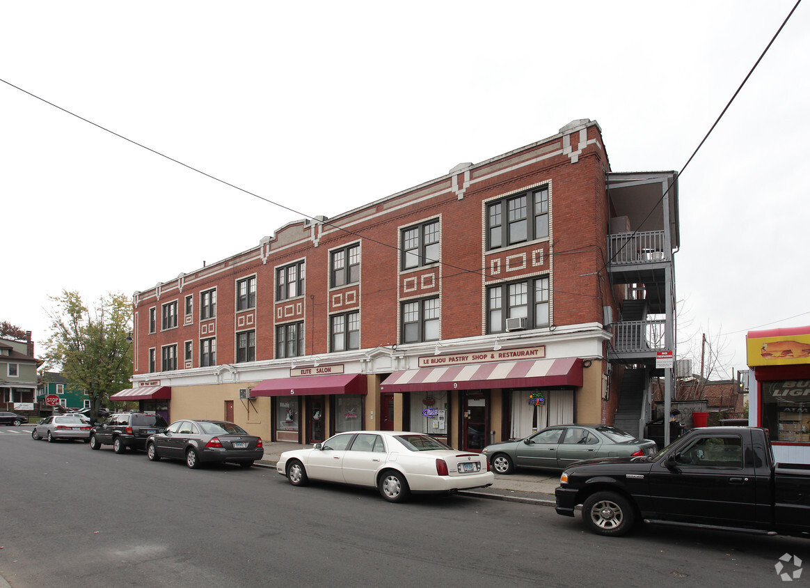 Building Photo - 1932-1938 Park St