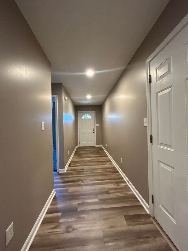 Foto del edificio - 2 Bedroom 2 Bath Condo Available Now!