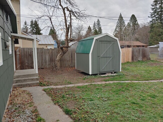 Foto del edificio - One Bedroom Home in Midtown CDA