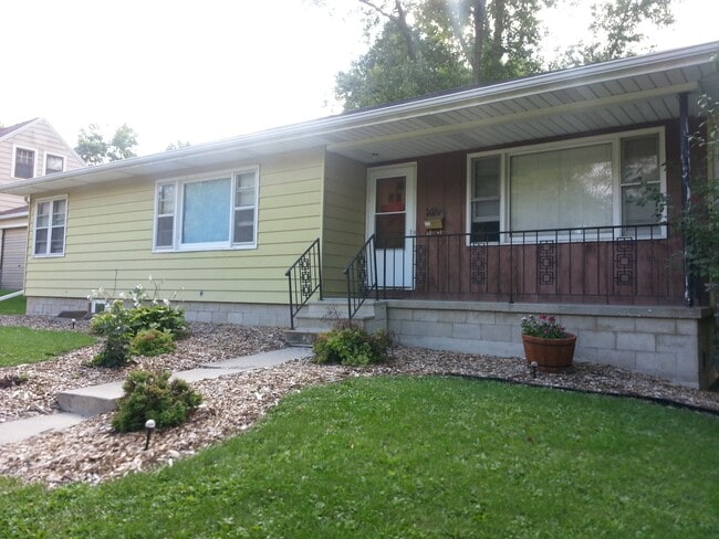 Foto del edificio - 2209 Franklin St