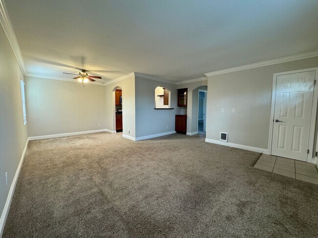 Foto del edificio - 2BD/2BA IN NORMAL HEIGHTS! ENJOY RESTAURAN...