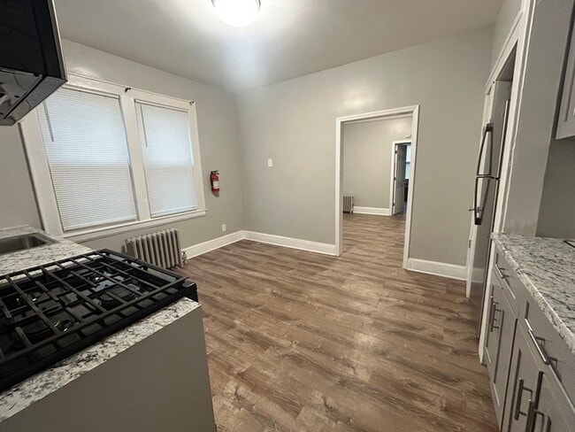 Photo - 100-102 Grand Ave Apartment