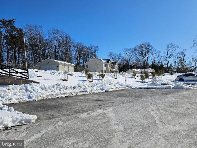 Building Photo - 7932 Tanbridge Ln