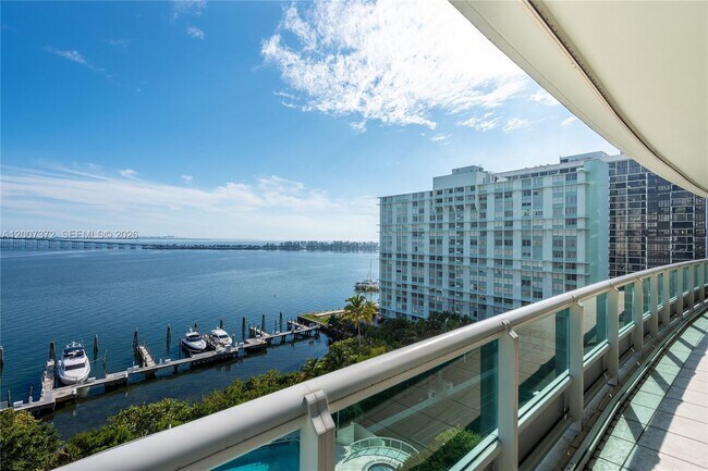 Foto del edificio - 1643 Brickell Ave