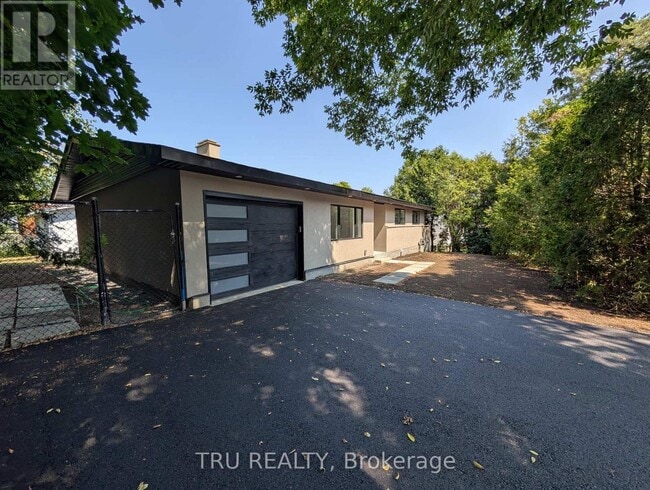 Building Photo - 39 Sunnycrest Dr