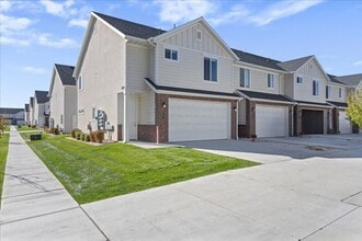 Building Photo - 2273 W 2650 S