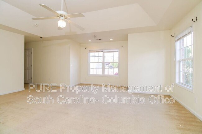 Building Photo - 320 Blackloon Dr