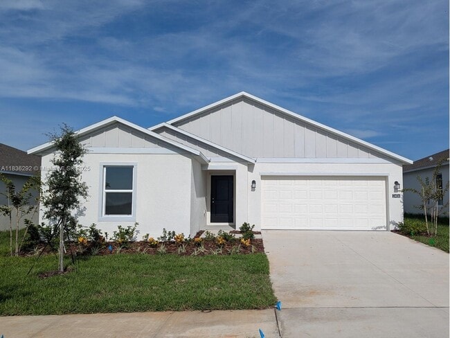 Building Photo - 2406 McKinley Dr