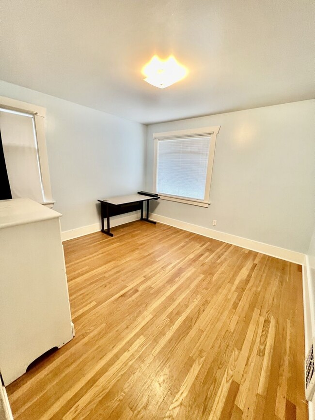 Foto del edificio - 4bd/1ba Seattle Home