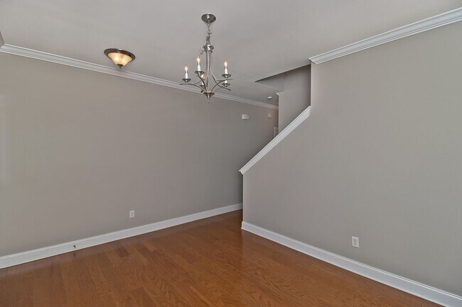 Foto del edificio - Two-Story Home in Arden with Bonus Room/Of...