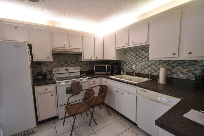 Foto del edificio - 1709 Clower Creek Dr