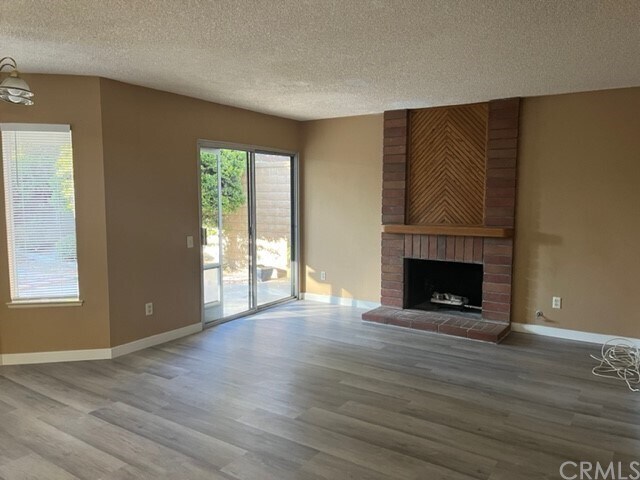 Foto del edificio - 22735 Brookhaven