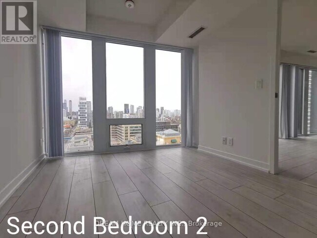 Photo du bâtiment - 60 Shuter St