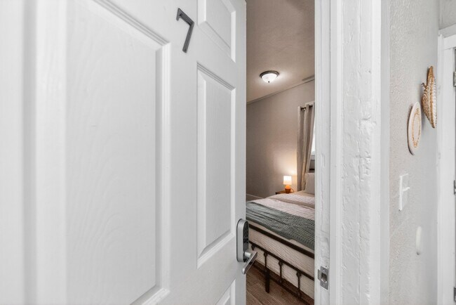 Foto del edificio - 2724 Hubbard St