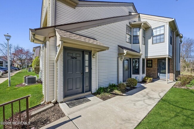 Foto del edificio - 3015 Lighthouse Ln