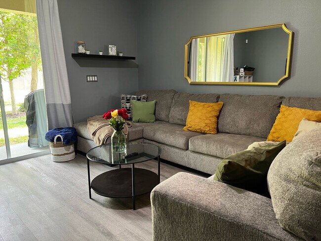 Foto del edificio - 7014 Timberside Pl