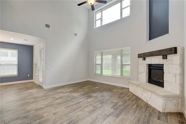 Building Photo - 225 Brins Way