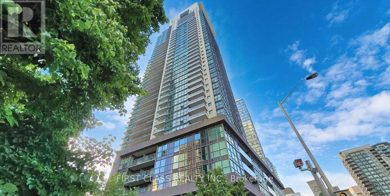 Primary Photo - 5168-P5168 Yonge St