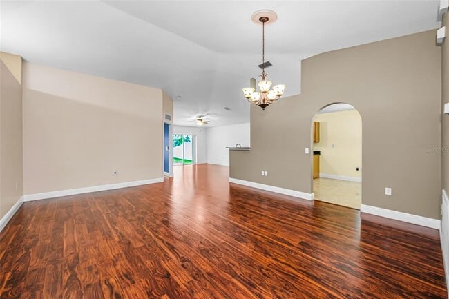 Building Photo - 17029 Torvest Ct