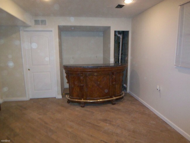 Building Photo - 7515 Wigley Ave