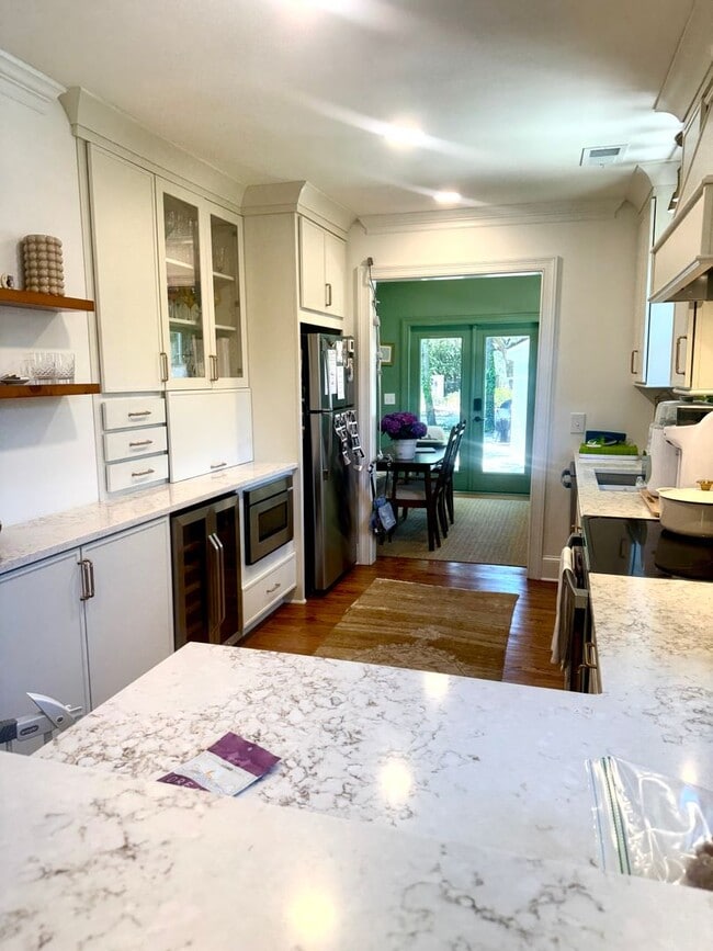 Building Photo - Charming Home in Great Location- West Ashley