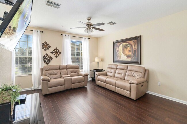 Foto del edificio - 5038 Tideview Cir