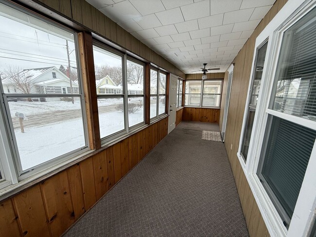 Foto del edificio - Spacious 2-Bedroom Home Near Vandercook Lake