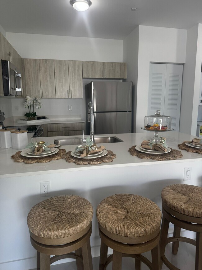 Foto del edificio - 6820 SW 12th St