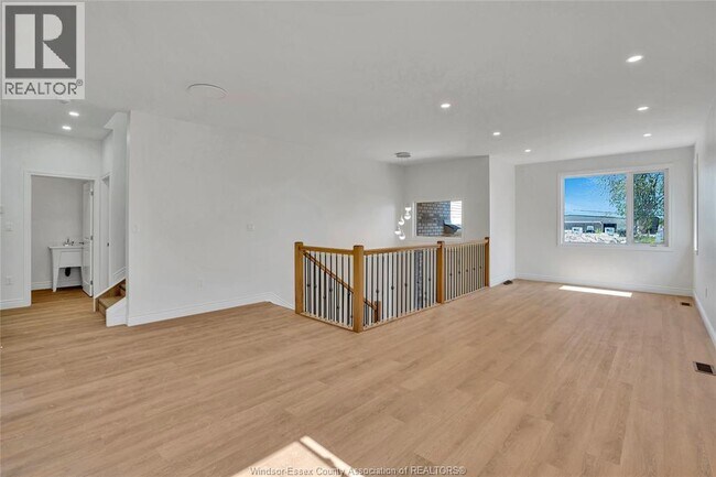 Building Photo - 720 Grand Marais Rd E