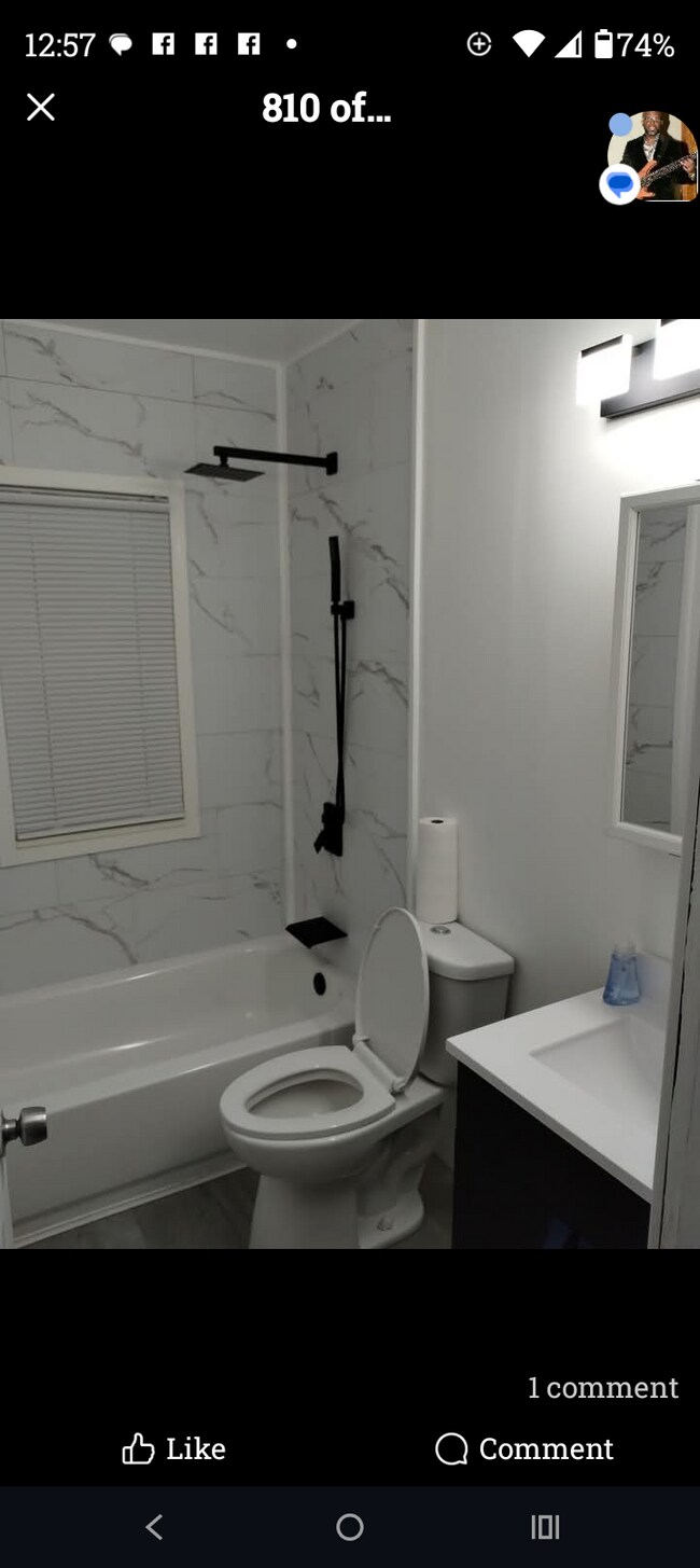 Foto del edificio - 17147 Hartwell St