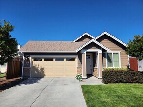 Building Photo - 1615 Brandee Ln