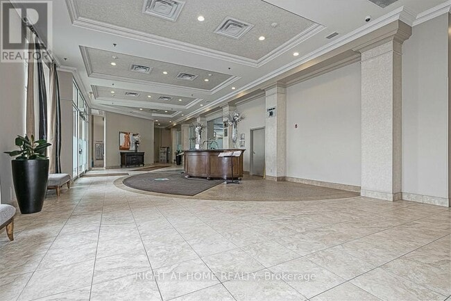 Building Photo - 8 Maison Parc Ct