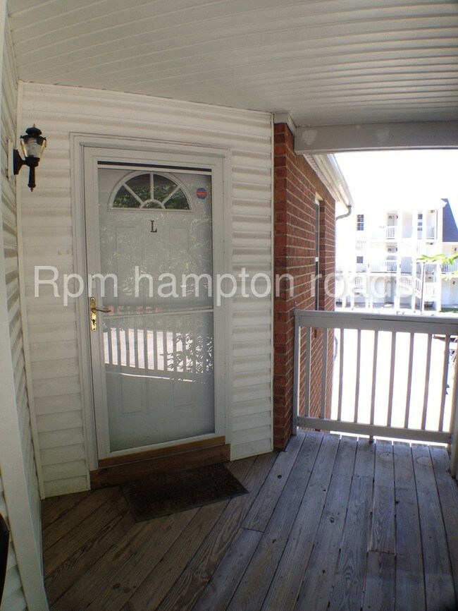 Building Photo - 1232 Norview Ave