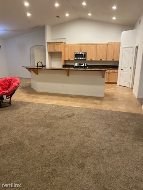 Foto del edificio - 4 br, 2.5 bath House - 873 pinon road