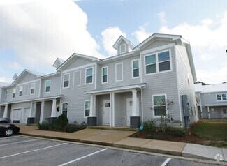 Building Photo - 392 Date Palm Ln