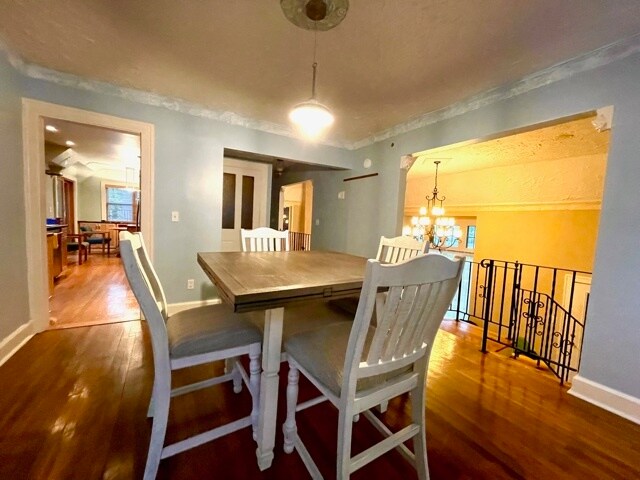 Foto del edificio - 2571 Ashurst Rd