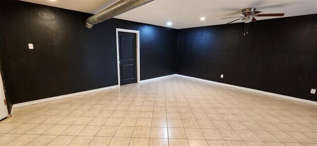 Foto del edificio - 3305 Clawson Rd