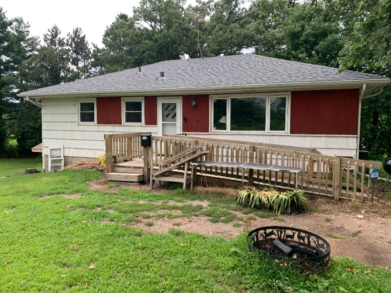 5560 Woodland Trail, Loretto, MN 55357 House Rental in Loretto, MN