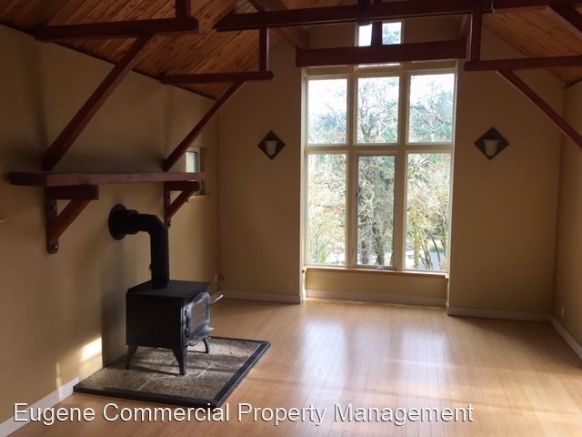 Building Photo - 4 br, 3.5 bath House - 111 Marlboro