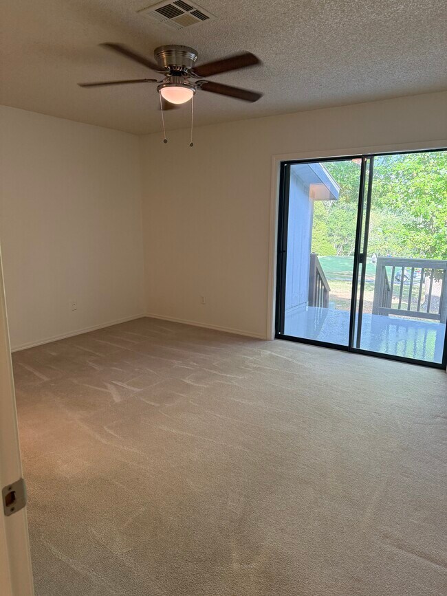 Main bedroom opens to patio - 26 Eleanor Ln