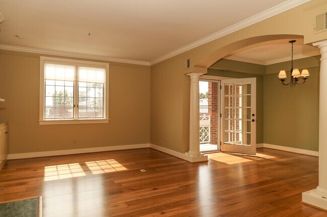 Foto del edificio - 253 E Jefferson St
