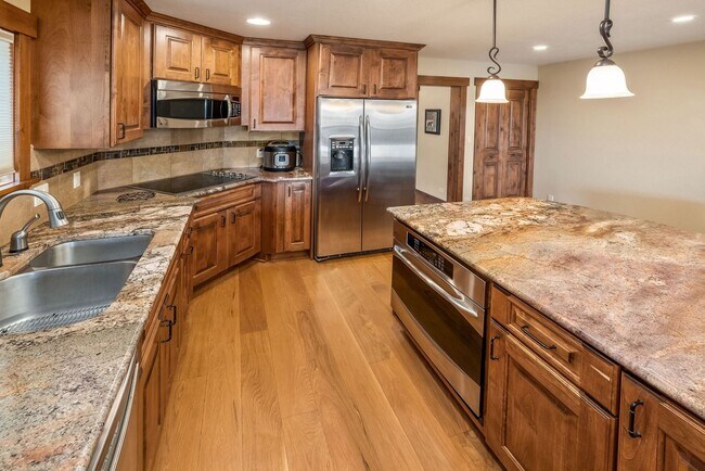 Foto del edificio - Breck 3-bedroom home with views! 6-12 month lease!