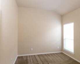 Building Photo - 1407 Piedmont Dr