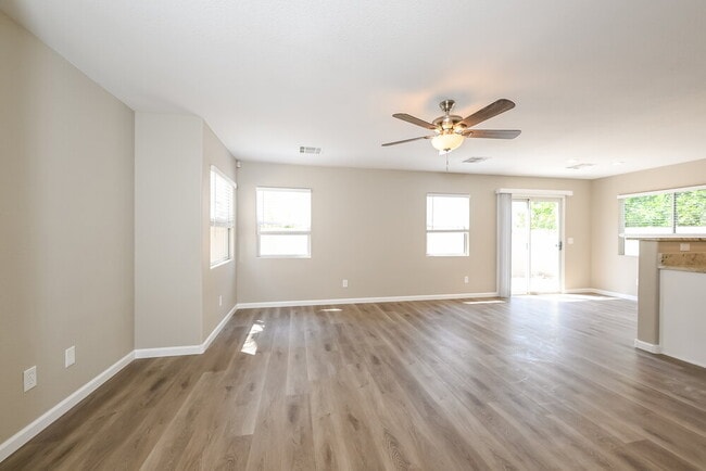 Building Photo - 10571 Alondra Peak St