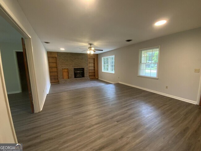 Foto del edificio - 404 Marvin Ave