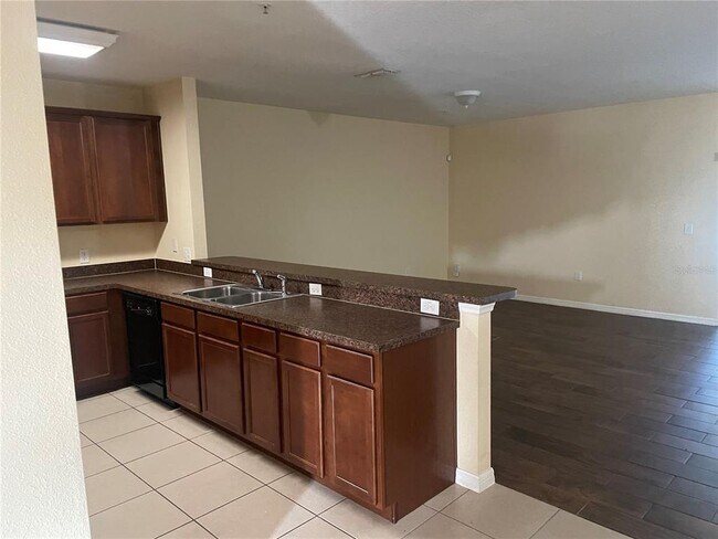 Building Photo - 2209 Chatham Pl Dr