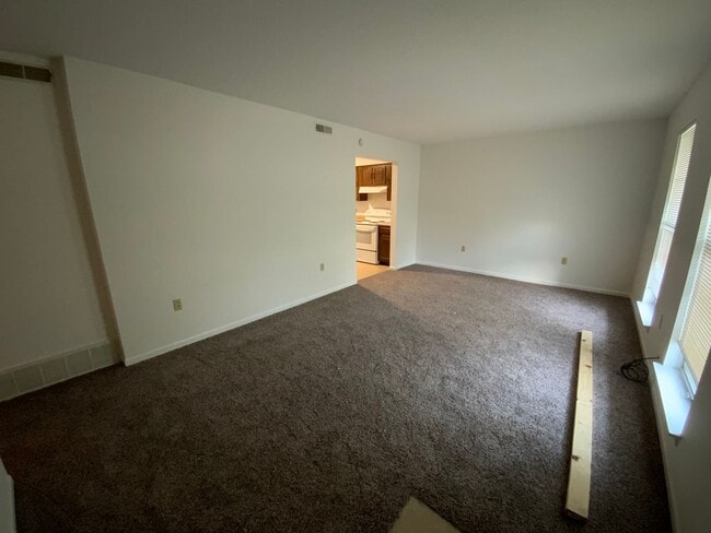 Foto del edificio - 3 Bedroom/1.5 bathroom Duplex