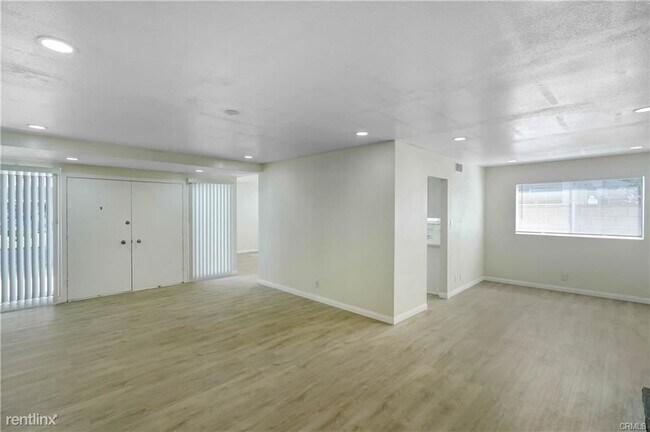 Foto del edificio - 4 br, 2 bath House - 1686 E Edgecomb St