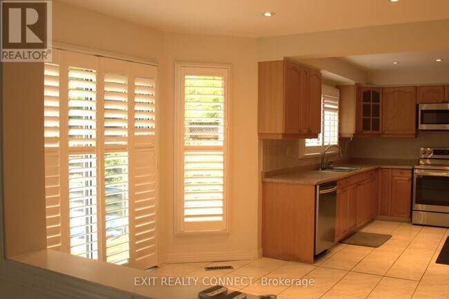 Building Photo - 1380 Windrush Dr